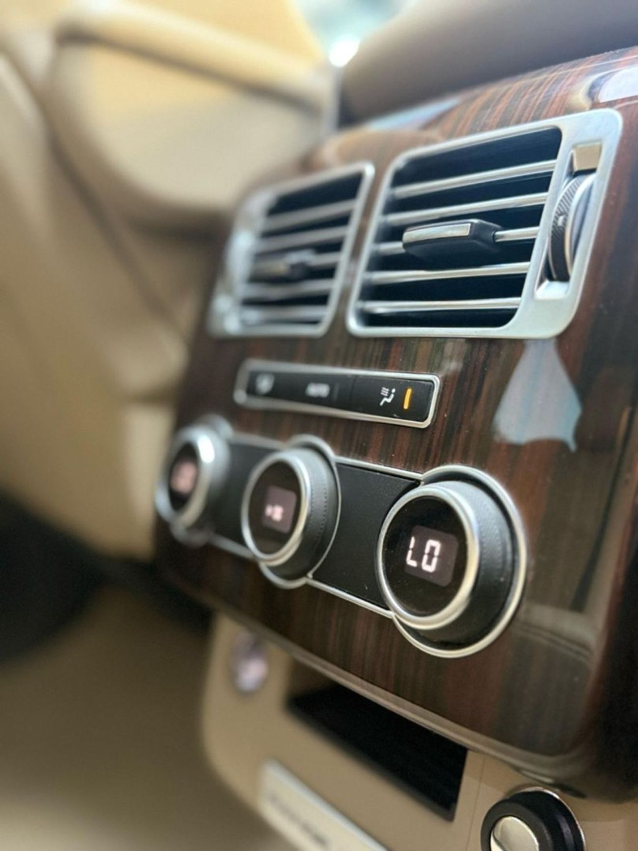 Land Rover Range Rover Vogue SE 5.0L