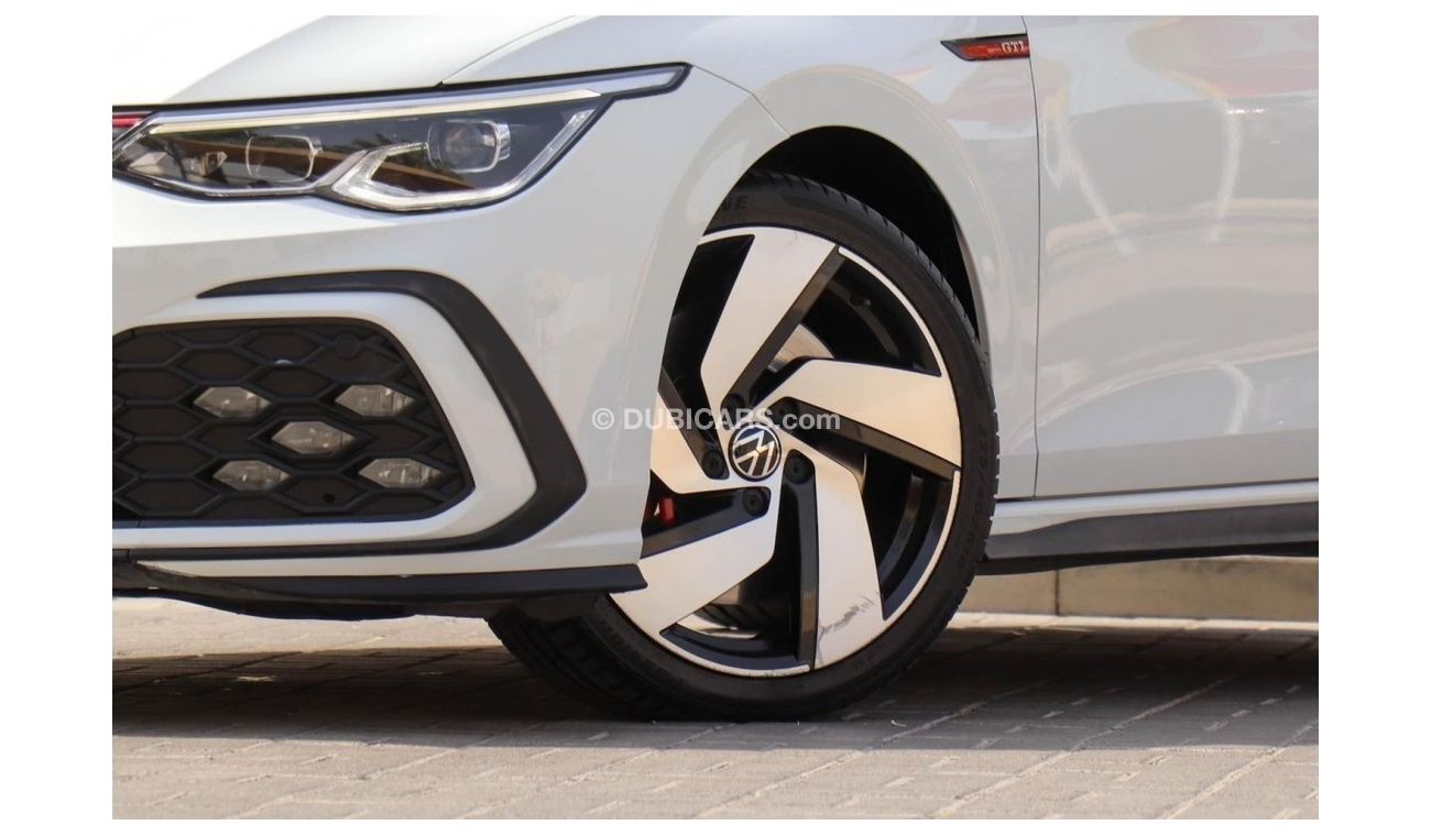 فولكس واجن جولف GTI ليذر