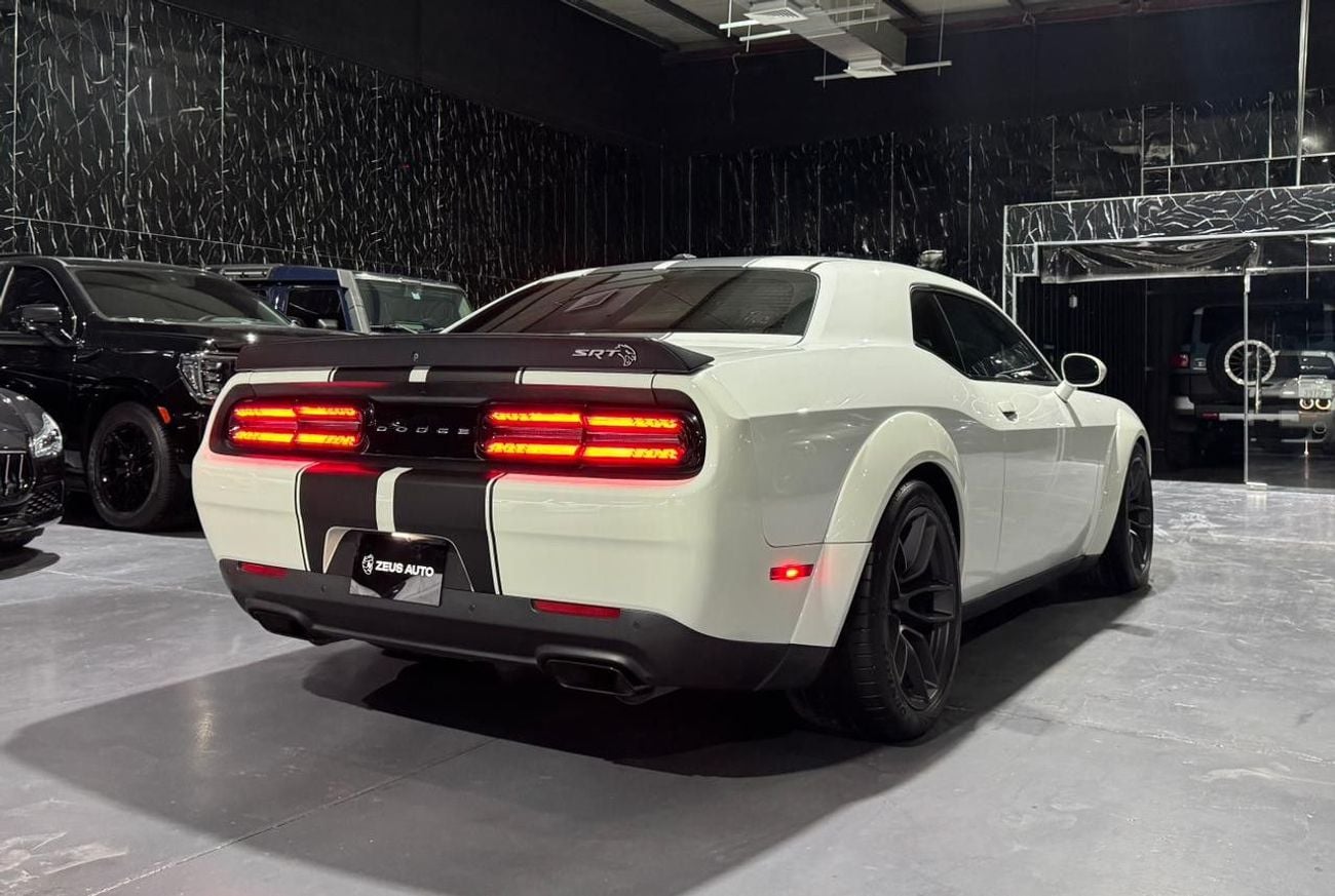 Dodge Challenger SRT Hellcat Widebody 6.2L