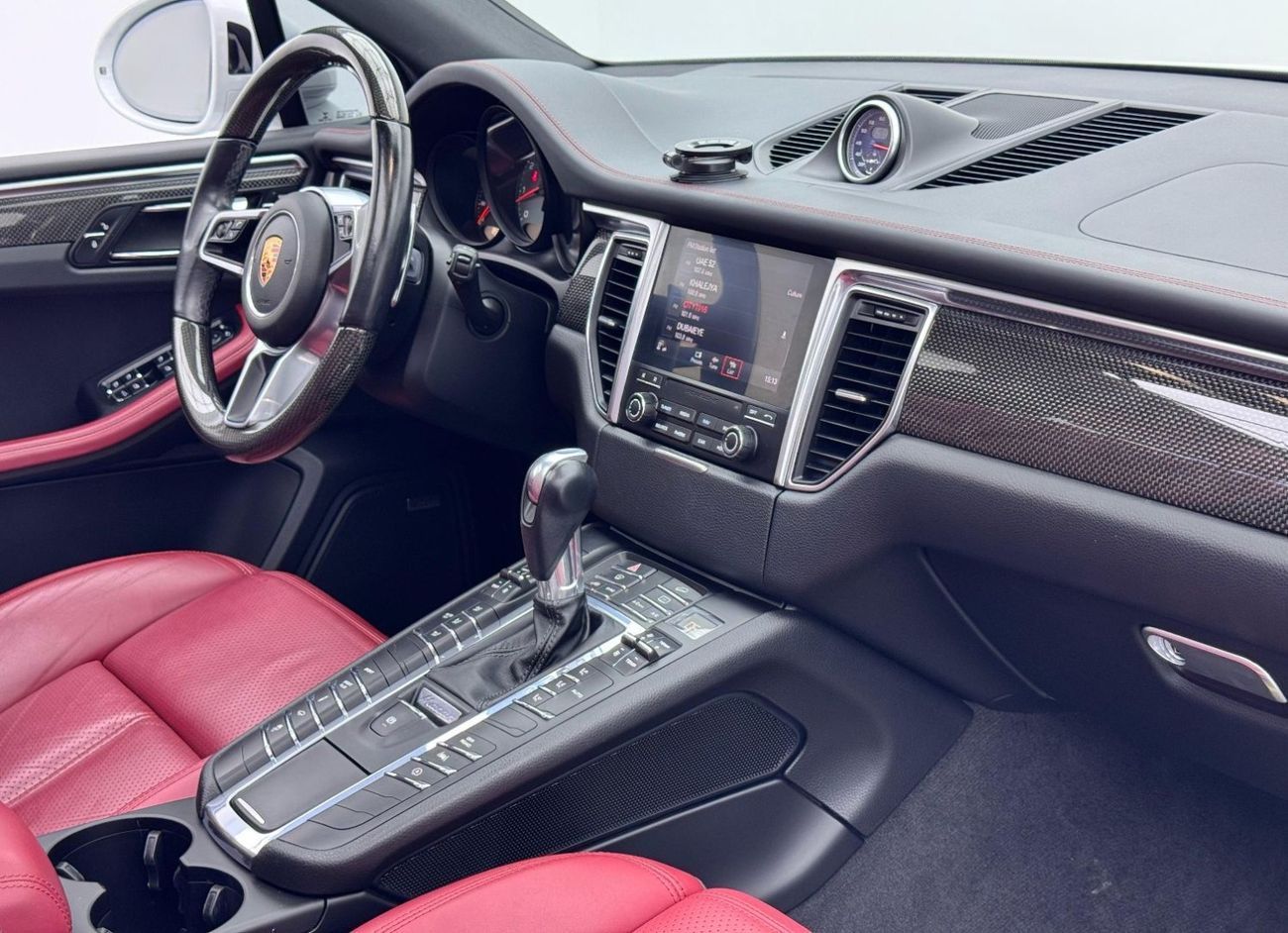 Porsche Macan S 3.0L (340 HP) 2018 Porsche Macan S, Warranty, Full Options, Excellent Condition, GCC