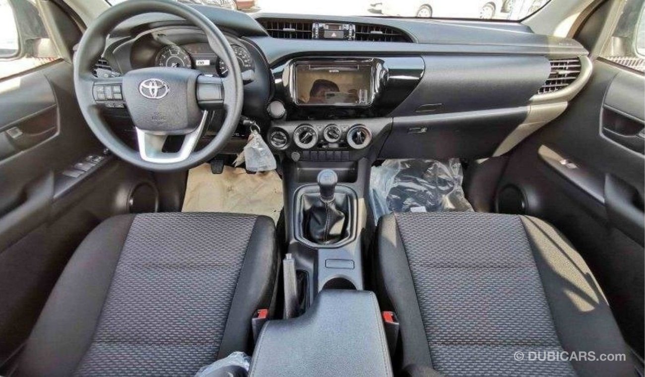 Toyota Hilux HILUX 2.4L MED OPTION DIESEL