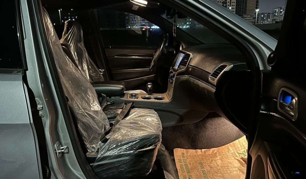 جيب جراند شيروكي Altitude 3.6L