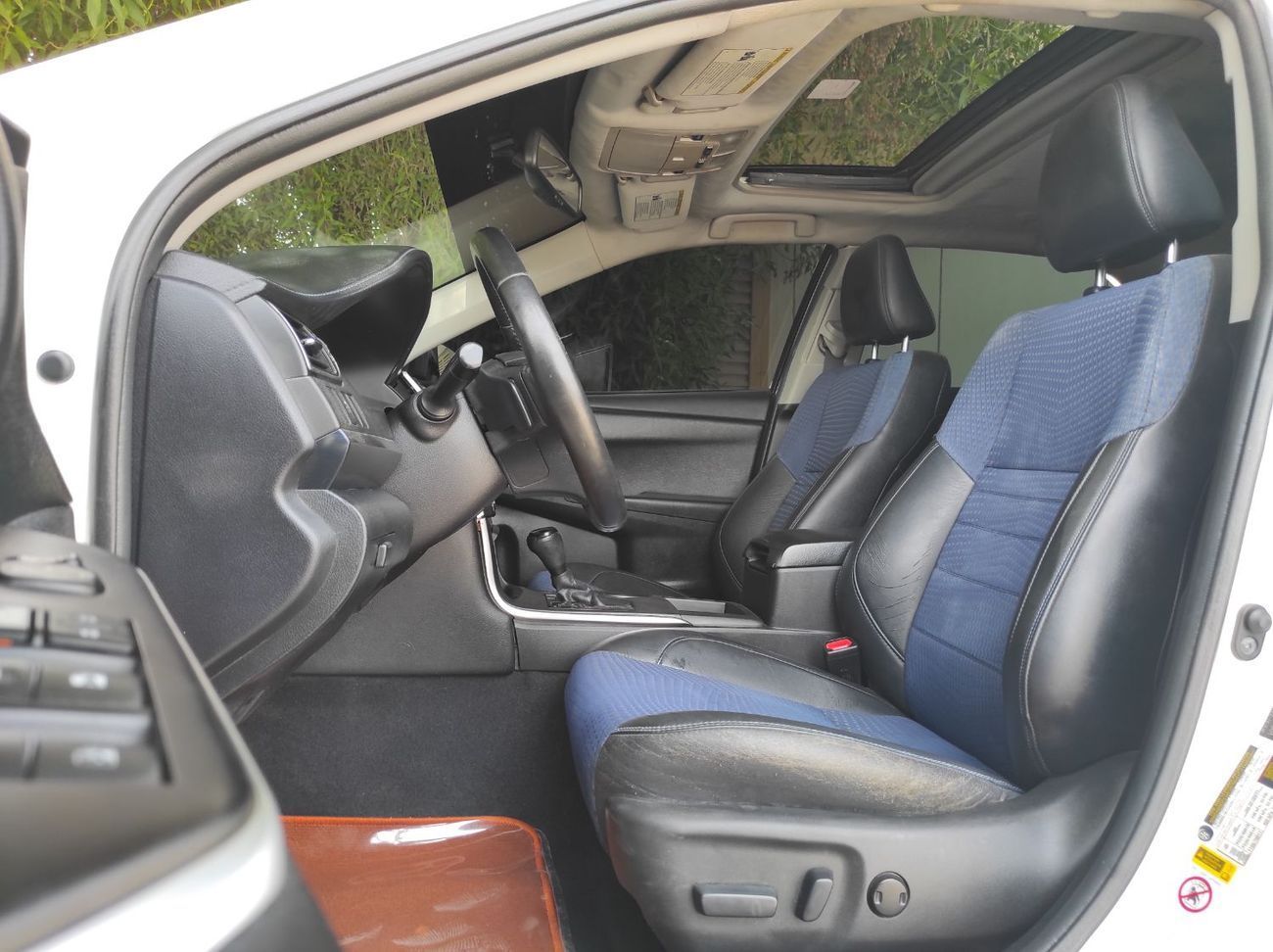 Toyota Camry Limited 2.5L Toyota Camre 2016 2.5 Full options no1