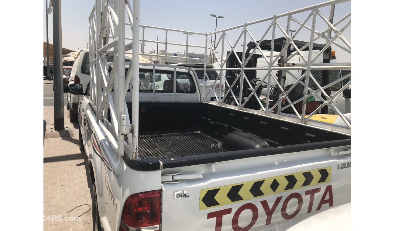 تويوتا هيلوكس Toyota Hilux Pick up s/c pick up,2015. Free of accident