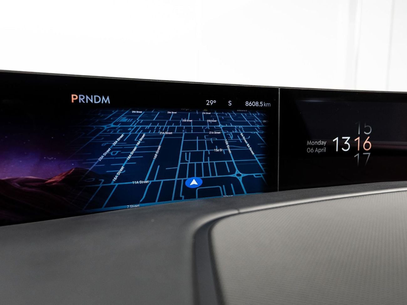 Lincoln Navigator 2025 Lincoln Navigator Presidential, 3.5L V6, AWD, 440bhp, 10 Speed Automatic (Selectshift)