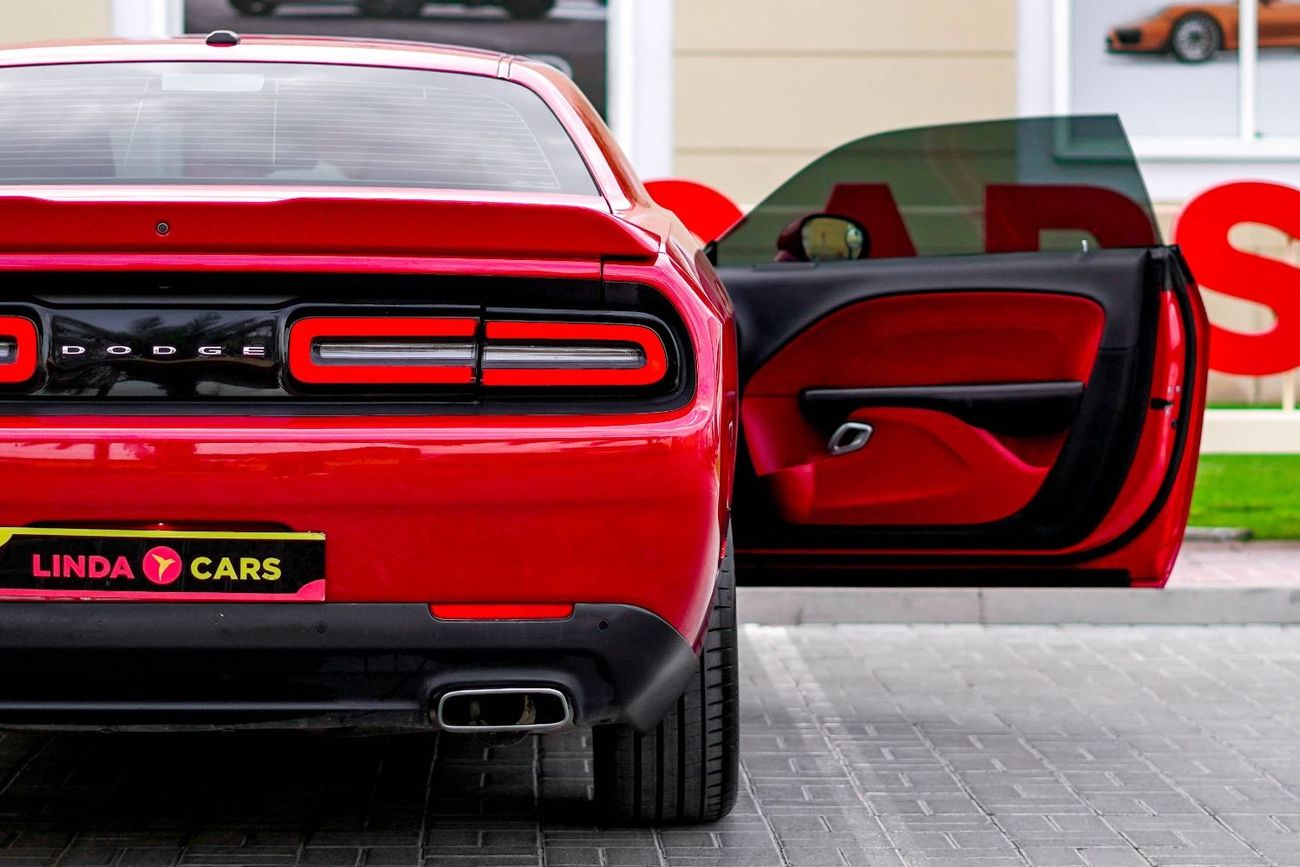 Dodge Challenger SXT