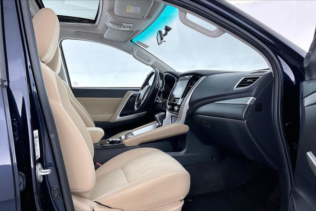 Mitsubishi Montero GLS Mid| 1 year free warranty | Flood Free