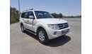 Mitsubishi Pajero GLS Mid Mitsubishi Pajero 2014 gcc full option Excellent Condition