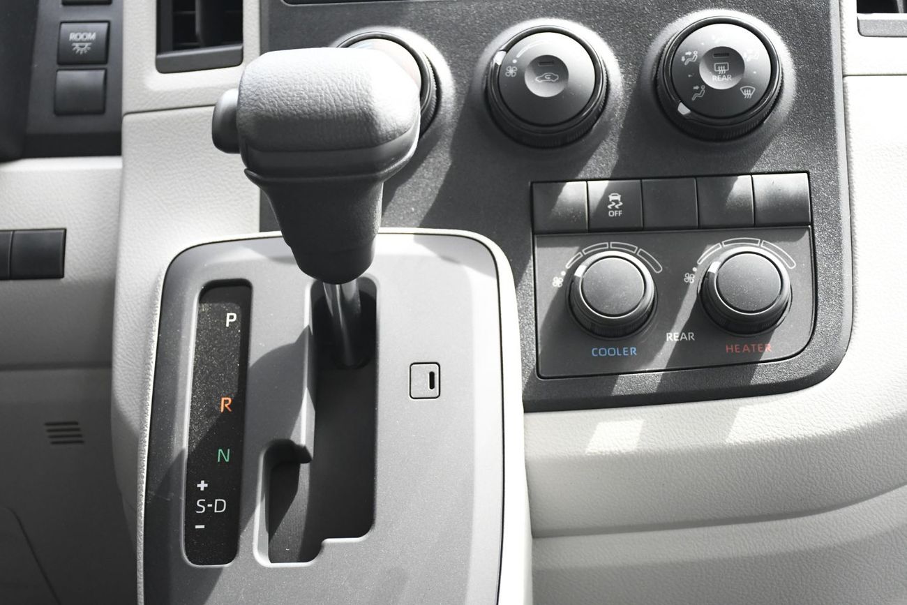Toyota Hiace 3.5L Automatic With Rear Heater & Auto Slide Door  (Ready Stock)
