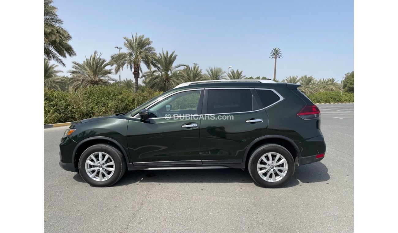 Nissan Rogue Nissan Rogue   (USA _ SPEC) - 2018 - VERY GOOD CONDITION