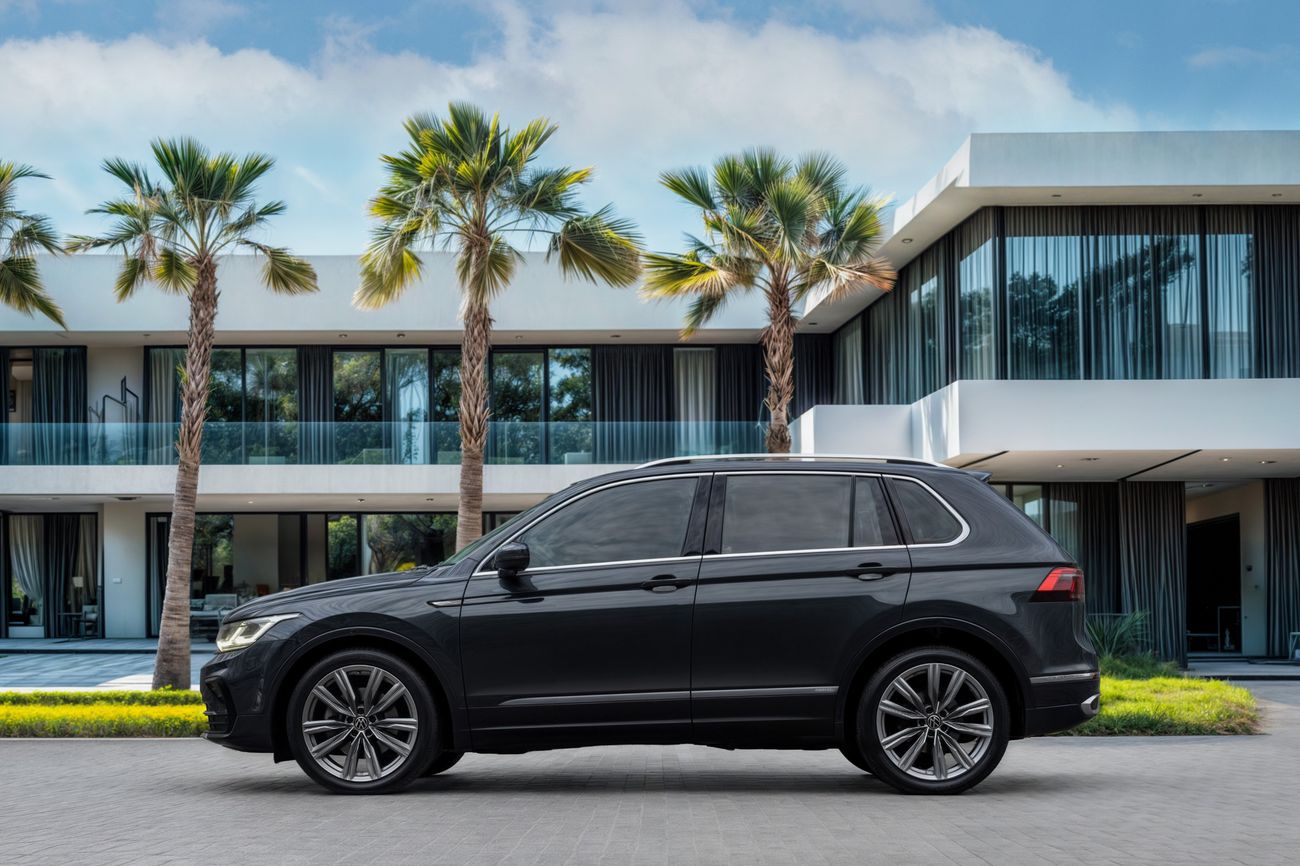 Volkswagen Tiguan Tiguan Elegance | 1,959 P.M | 0% Downpayment | Impeccable Condition!