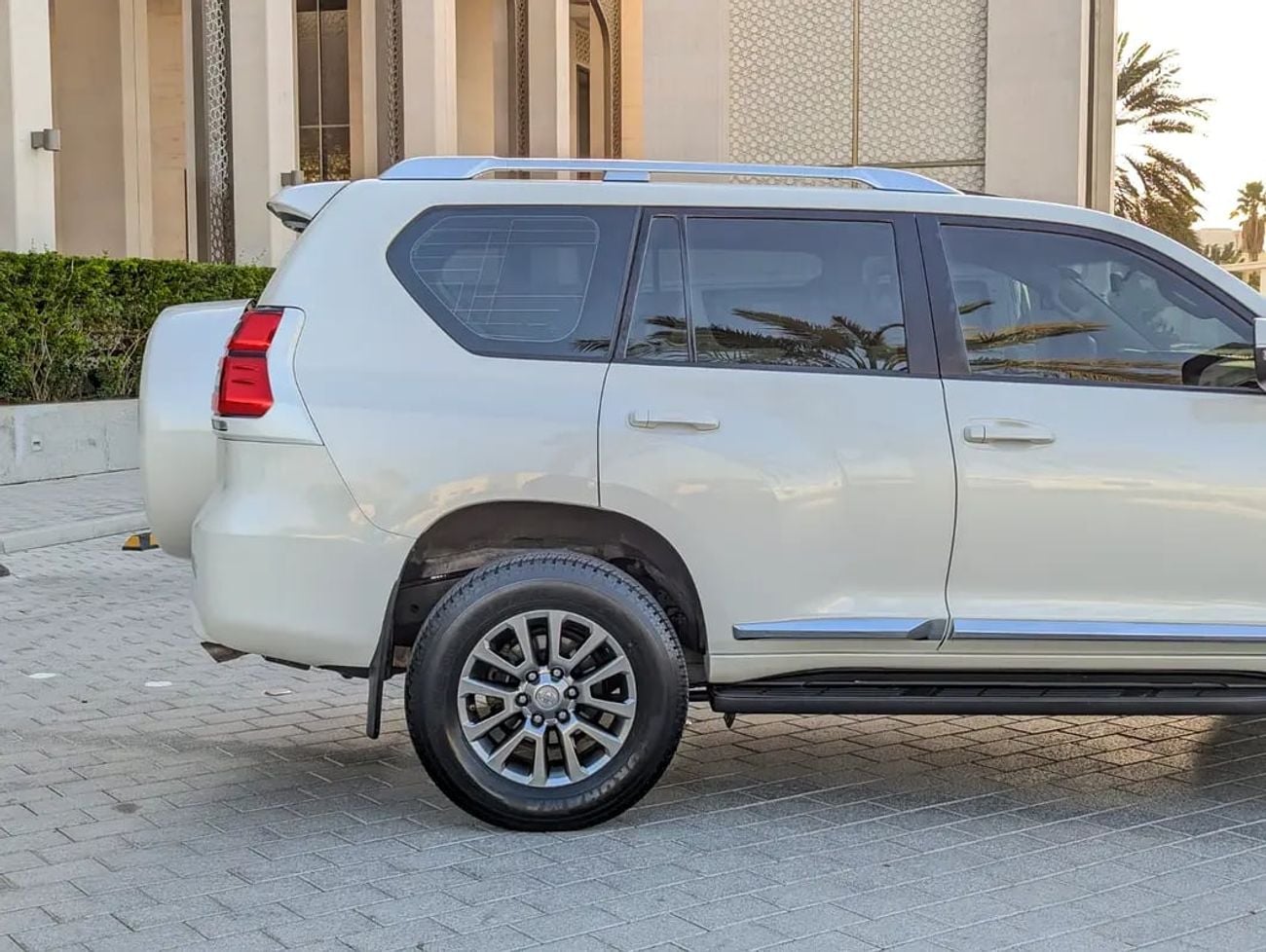 Toyota Prado VXR - GCC Specs - Accident Free - Excellent Condition