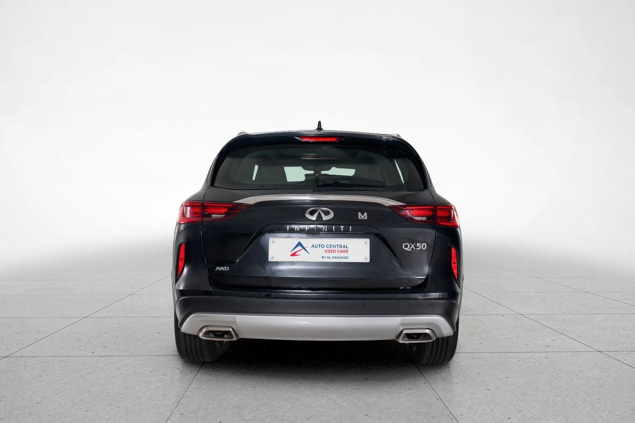 إنفينيتي QX50 LUXE 2.0