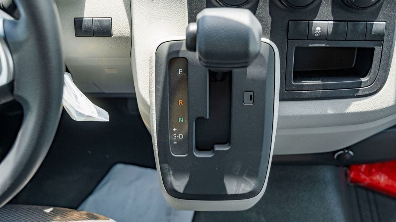 تويوتا هاياس 2024 Toyota Hiace High Roof cargo RWD 3.5L petrol AT - GCC