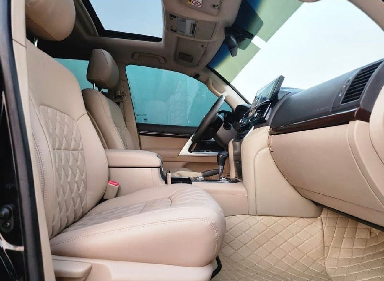 Toyota Land Cruiser 2015 Model VXR V8 Facelift to 2024 Shape Exterior and Interior Full Upgrade