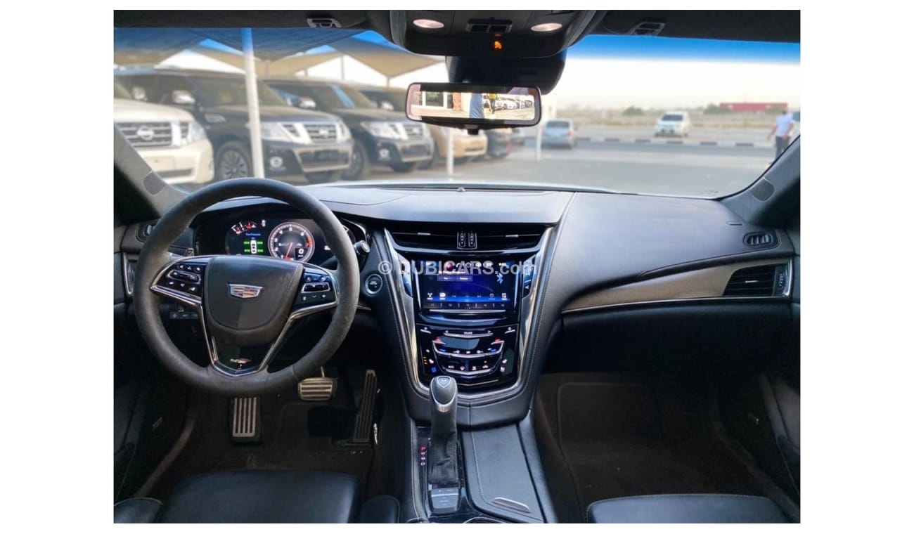 Cadillac CTS -CADILLAC-CTS-V-2017-GCC-SUPER CHARGER