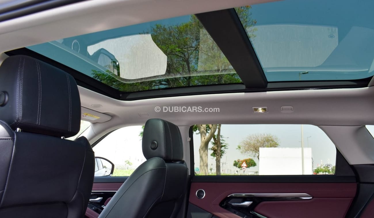 Land Rover Range Rover Evoque FIVE YEARS WARRANTY!! THREE YEARS SERVICE CONTRACT!!RANGE ROVER EVOQUE SE P250 R DYNAMIC 2023 BRAND 