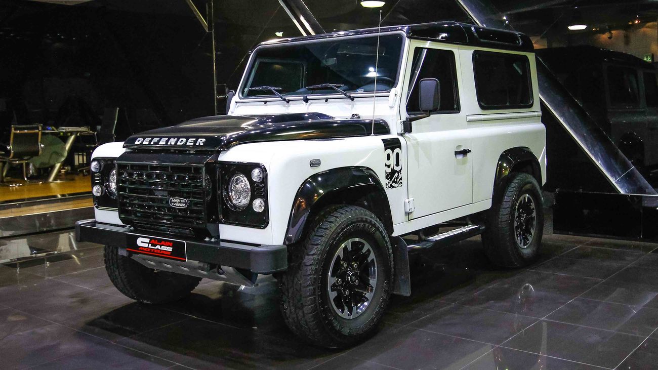 Land Rover Defender