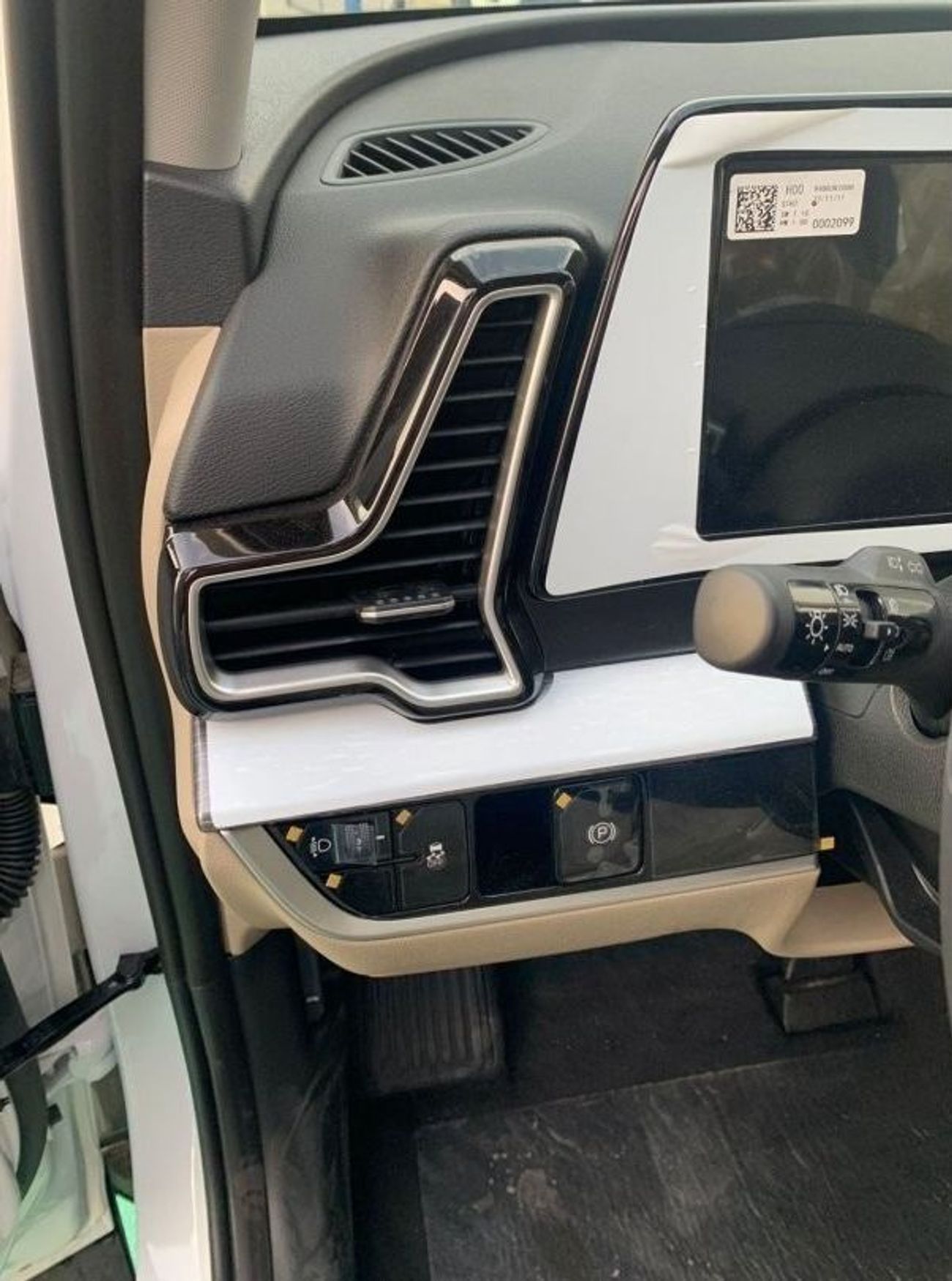 كيا سبورتيج 1.6L TURBO, SUV, 4X4, PETROL, PANORAMIC, GCC, 19' ALLOY WHEELS