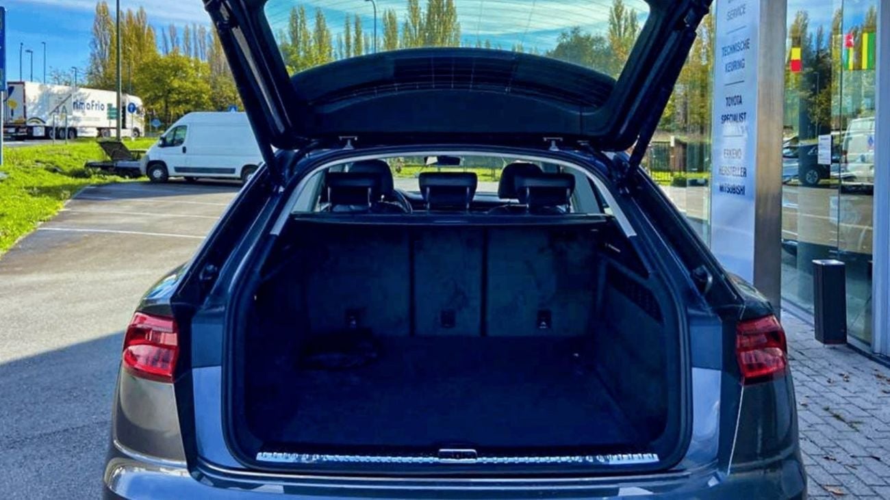 Audi Q8 AUDI Q8 55 TFSI QUATTRO 3.0L (Export And Local)