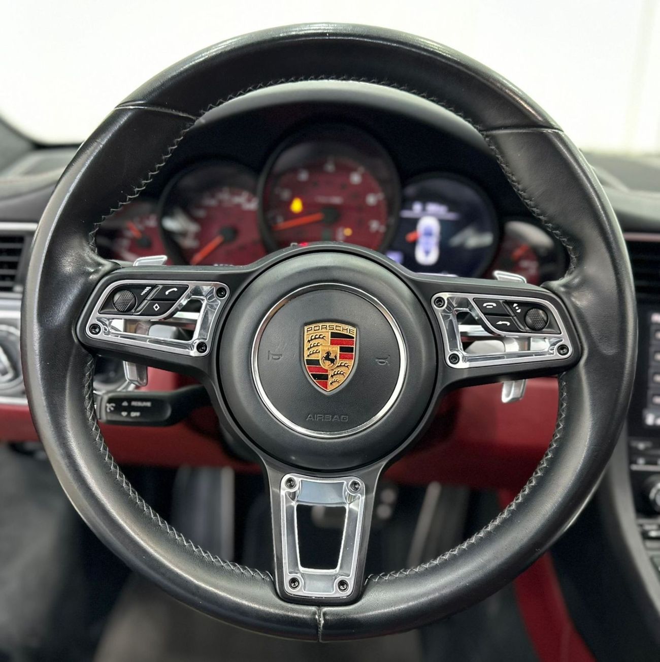 بورش 911 2017 Porsche 911 Carrera, March 2026 Al Nabooda Warranty, Full Agency Service History, GCC