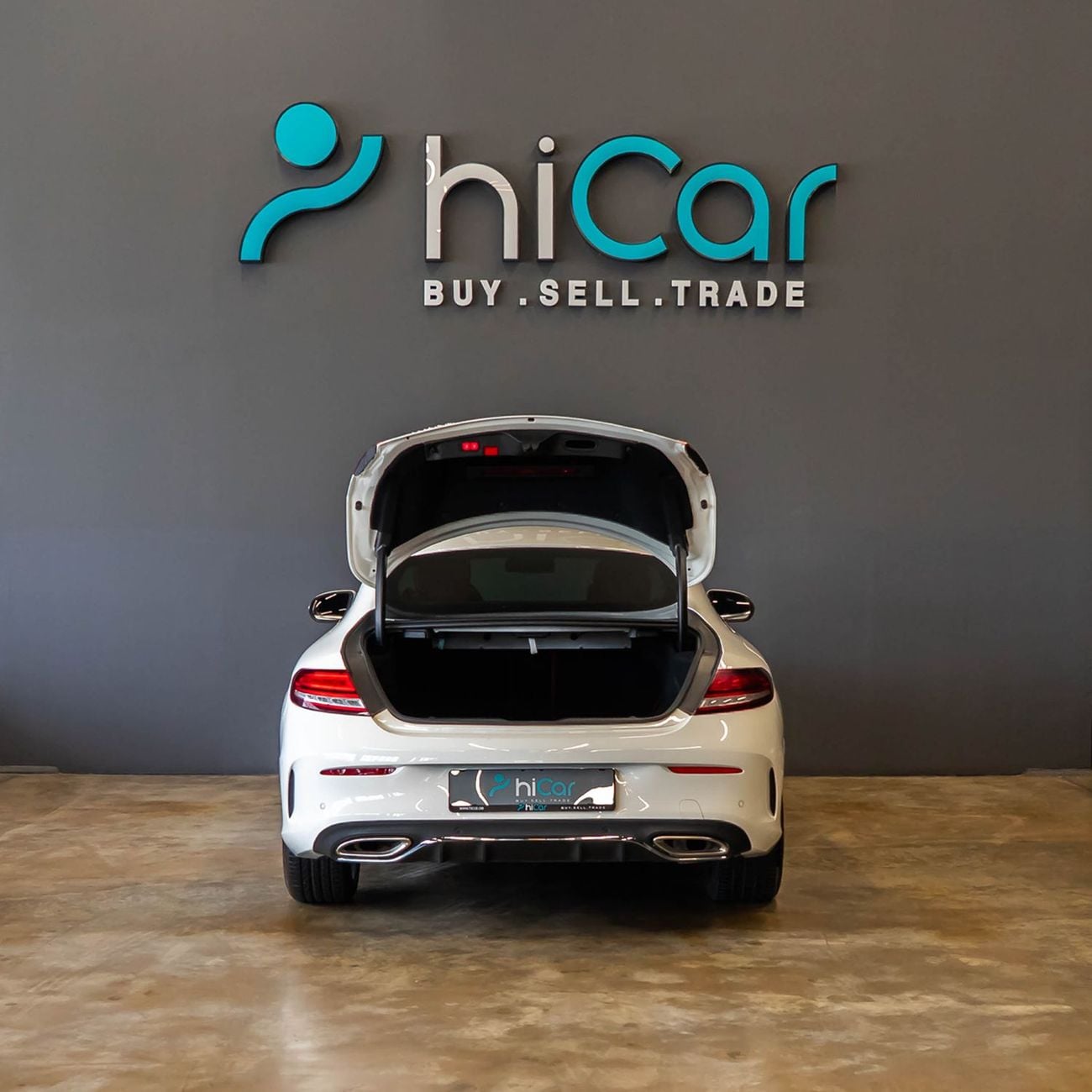 مرسيدس بنز C 300 AED 2,394  P.M • 0% Downpayment •  Mercedes-Benz C 300 Premium • 1 Year Warranty