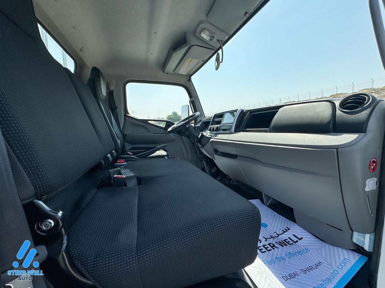 ميتسوبيشي فوسو كانتير Truck | 3.0L Diesel | Euro 5 | Short Chassis | RWD | White | GCC Specs