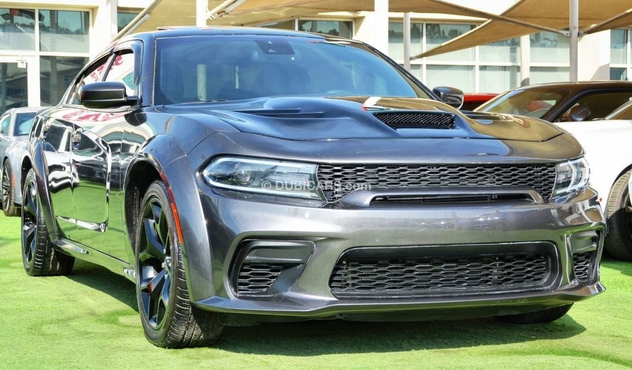 Dodge Charger R/T Road Track SOLD!!!!R/T Road Track R/T Road Track Charger R/T Hemi V8 5.7L 2016/ FullOption/ SRT 