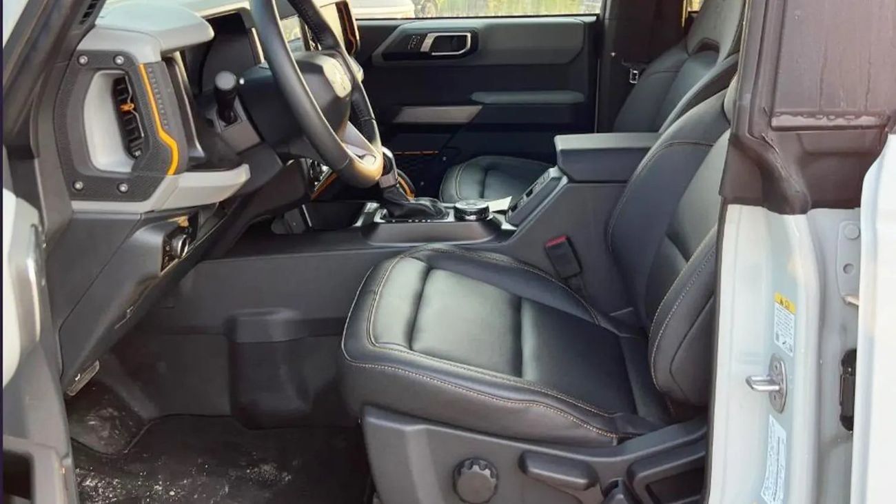 Ford Bronco 2.7L DOHC 4V DI GT AT FRB02