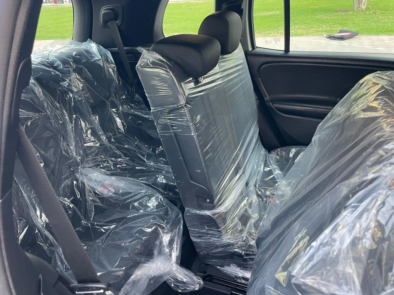 مرسيدس بنز GLB 200 GLB 200 ,PETROL 1.3L ,RIGHT HAND DRIVE ,ONLY FOR EXPORT AVAILABLE