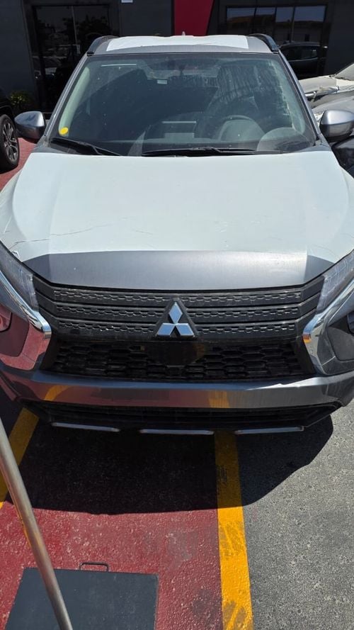 Mitsubishi Eclipse Cross GLX FULL Mitsubishi Eclipse Cross GLX MEDIUMLINE 2.0L 155HP 4WD 5 SEATS 5 DOOR EXPORT ONLY