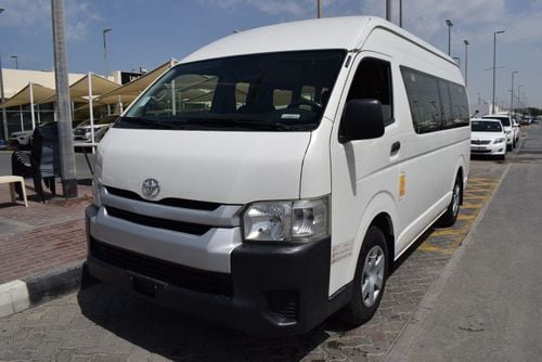 Toyota Hiace Commuter GLX High Roof 2.7L M/T