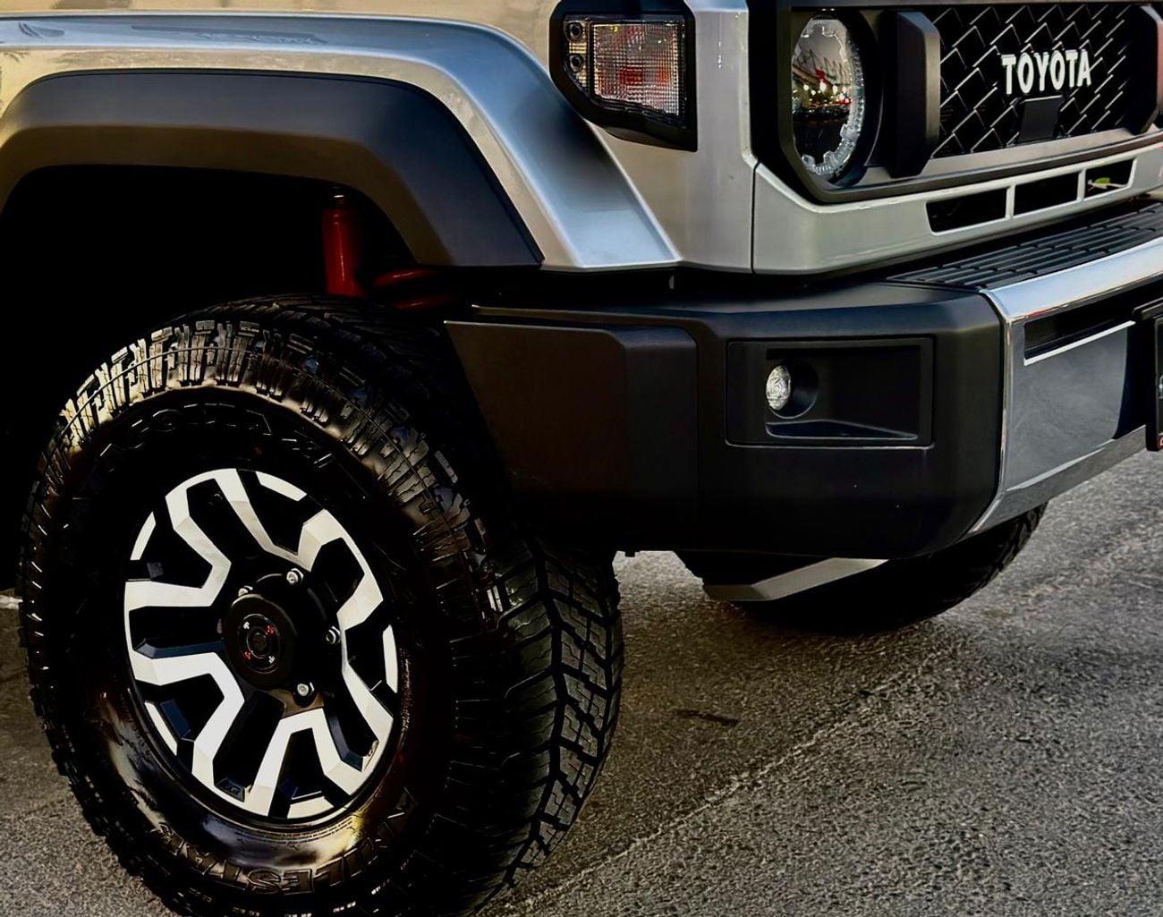 Toyota Land Cruiser 2025 Toyota Land Cruiser 70 LX - GCC Specs - Brand New! Under Warranty