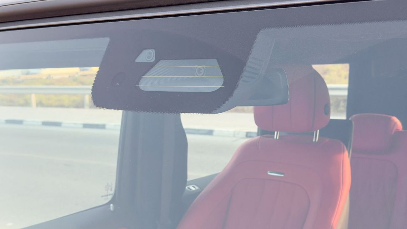 مرسيدس بنز G 63 AMG ستاندارد مرسيدس بنز AMG G 63 موديل 2026، محرك بنزين 4.0 لتر، ناقل حركة أوتوماتيكي (لون كربوني داخلي وخارجي) (
