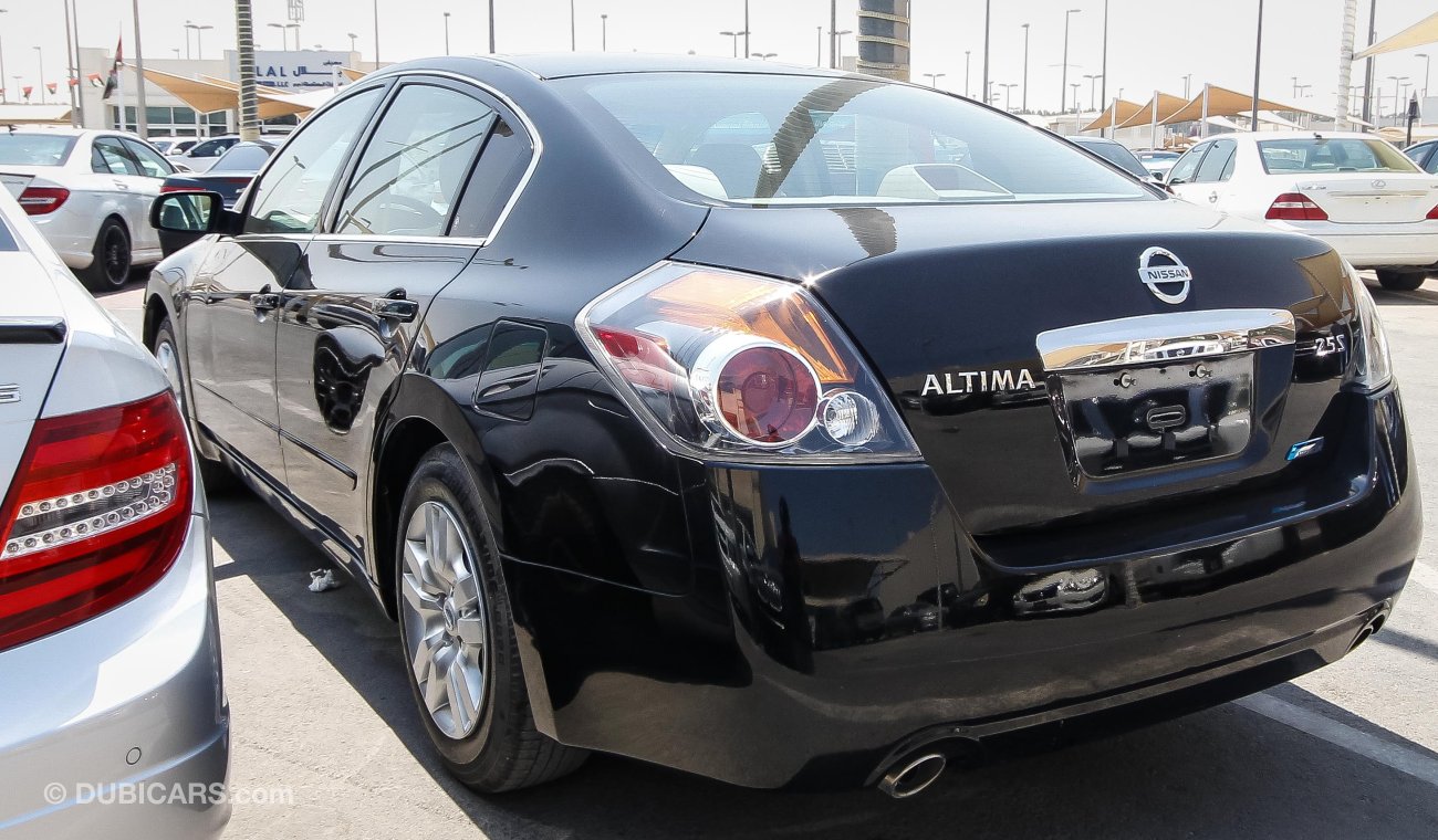 Nissan Altima 2.5S