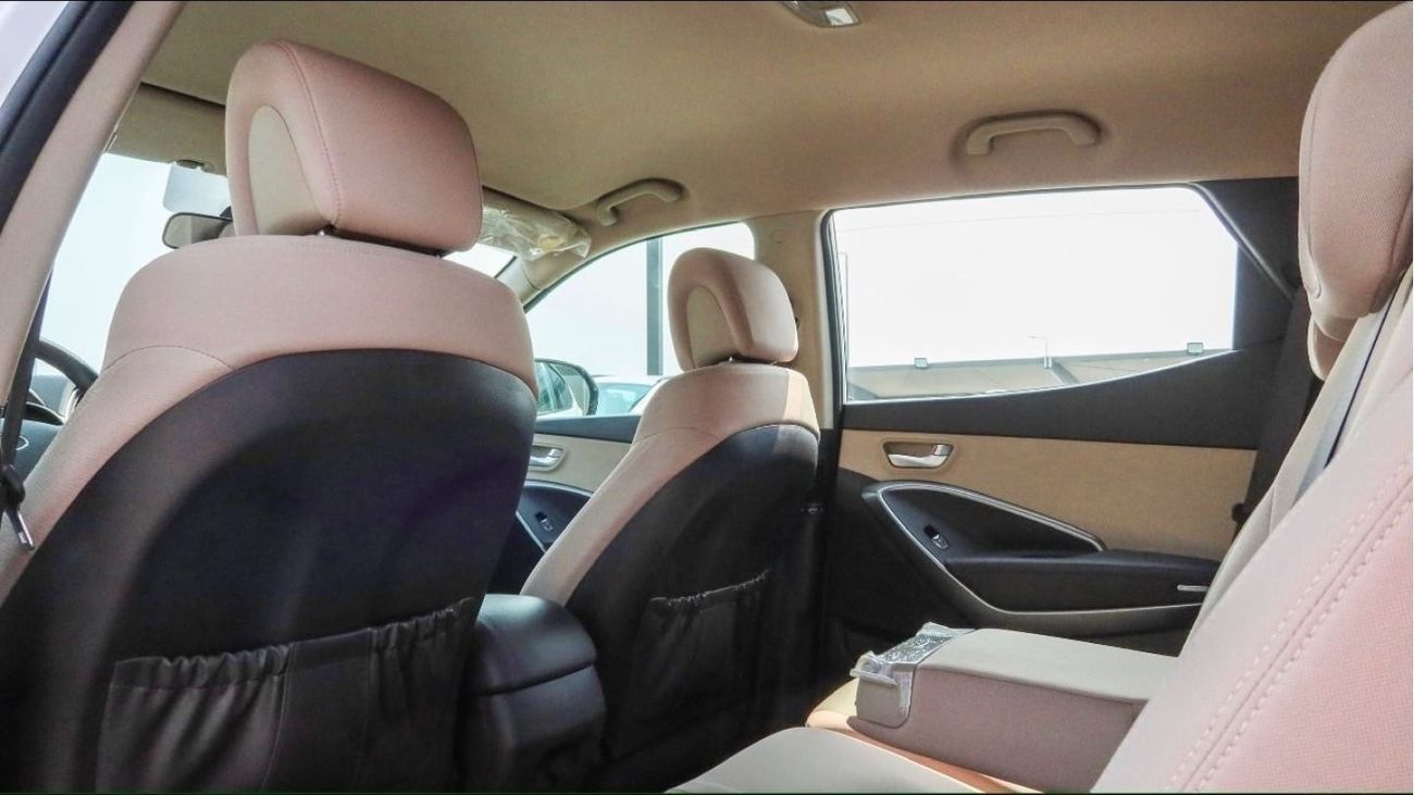 Hyundai Santa Fe GL خاليه من الحوادث