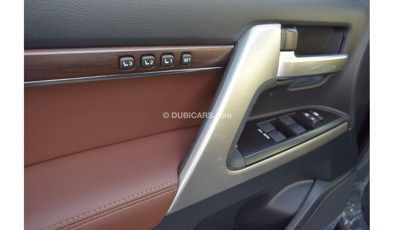 Toyota Land Cruiser 200  VXS-Z V8 5.7L PETROL  AUTOMATIC