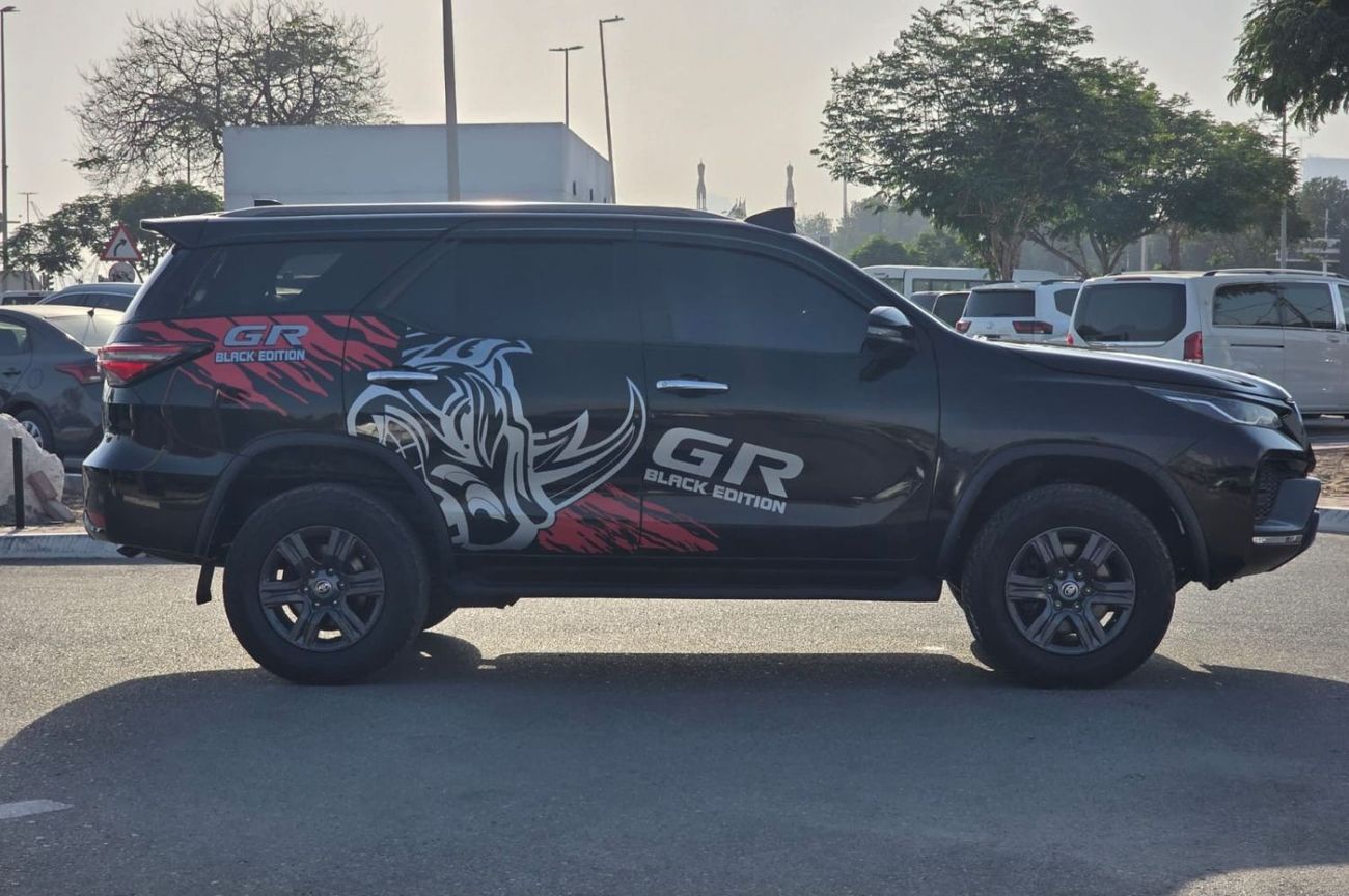 Toyota Fortuner 2022 | BLACK COLOR | RHD | 2.8L DIESEL ENGINE | AUTOMATIC TRANSMISSION | DIGITAL AC