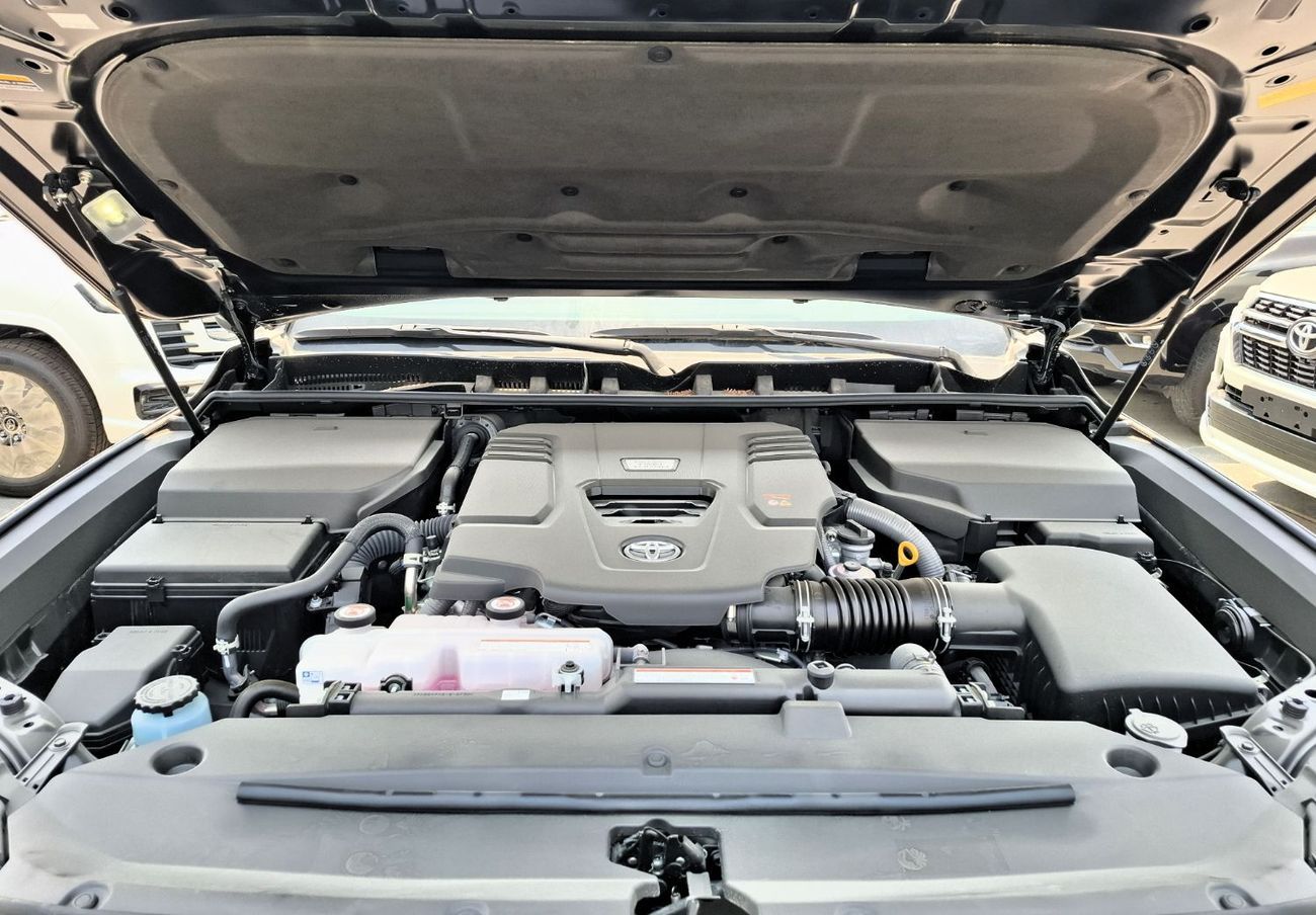 Toyota Land Cruiser GXR2 3.3L Landcruiser GXR 3.3L 2025 Black TT Diesel (Export Only)