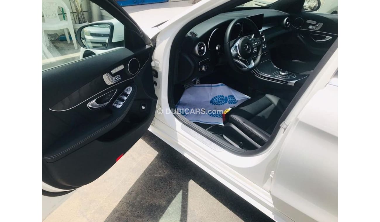 Mercedes-Benz C 200 MERCEDES-BENZ C 200 AMG 4MATIC /// 2019 /// SPECIAL PRICE /// BY FORMULA AUTO /// FOR EXPORT