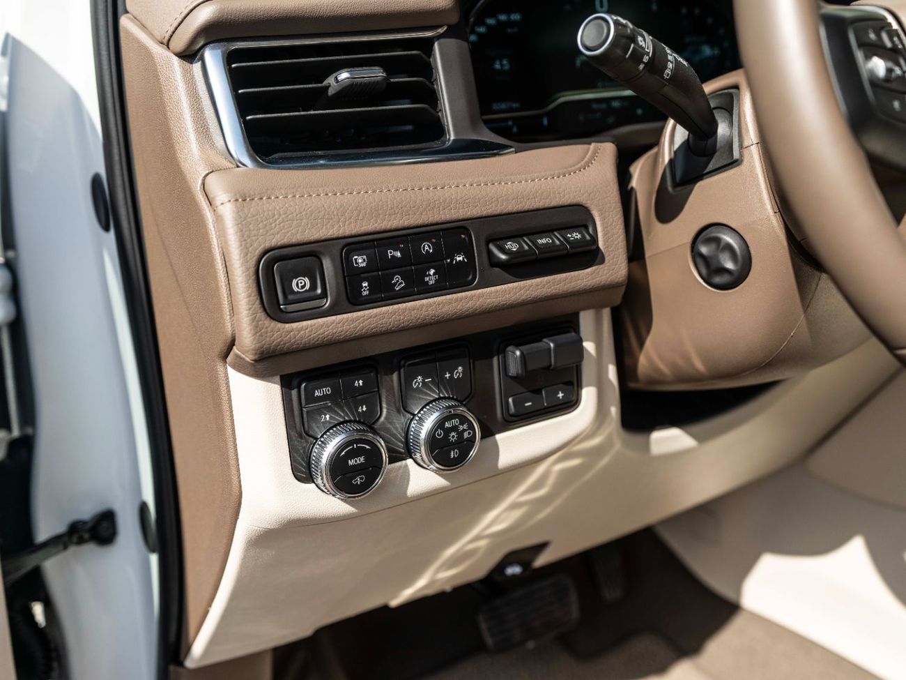 GMC Yukon 6.2 V8 Denali (AWD)