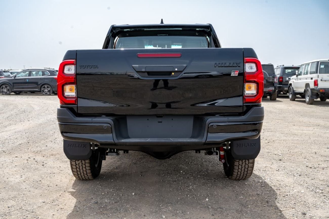 تويوتا هيلوكس GR-Sports | 2.8L | Diesel | 4x4 | Special Edition