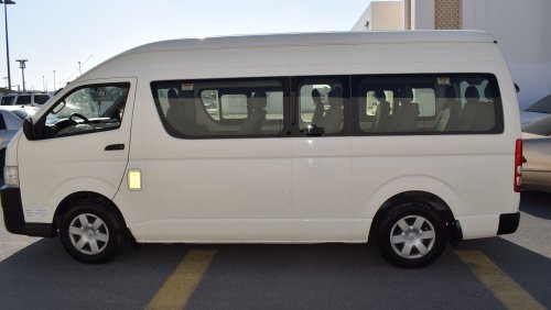 تويوتا هاياس Toyota Hiace Highroof GL 13 seater bus, model:2017. Excellent condition