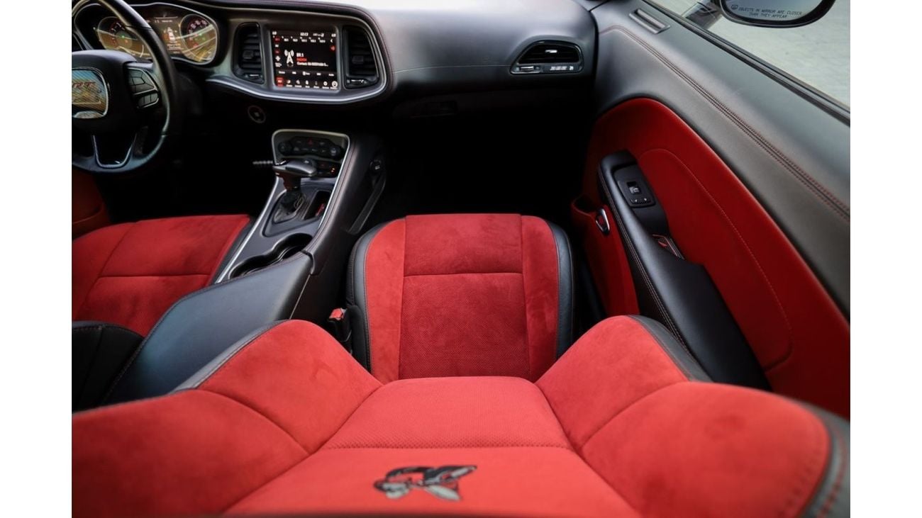 Dodge Challenger Dodge Challenger SRT Scat Pack Shaker 2021 American Spec with Flexible Down-Payment/