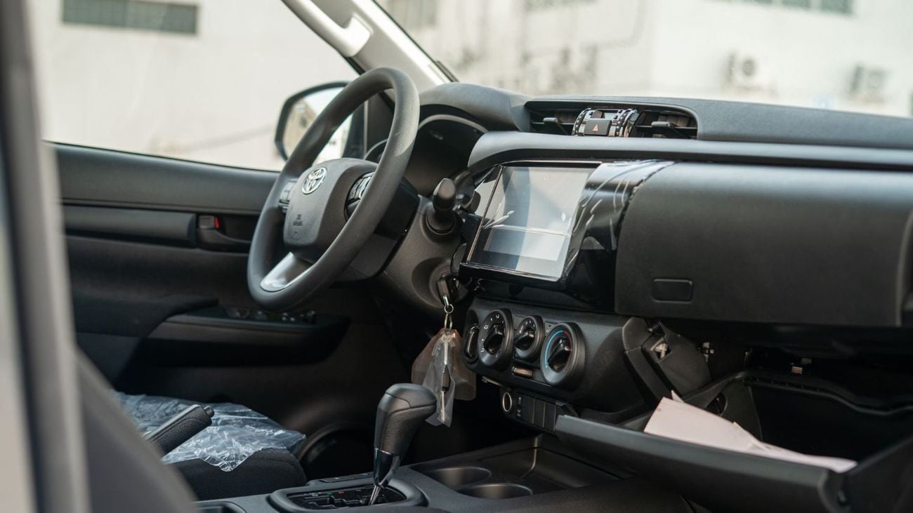 تويوتا هيلوكس SGLX S GLX 2.4L AWD A/T