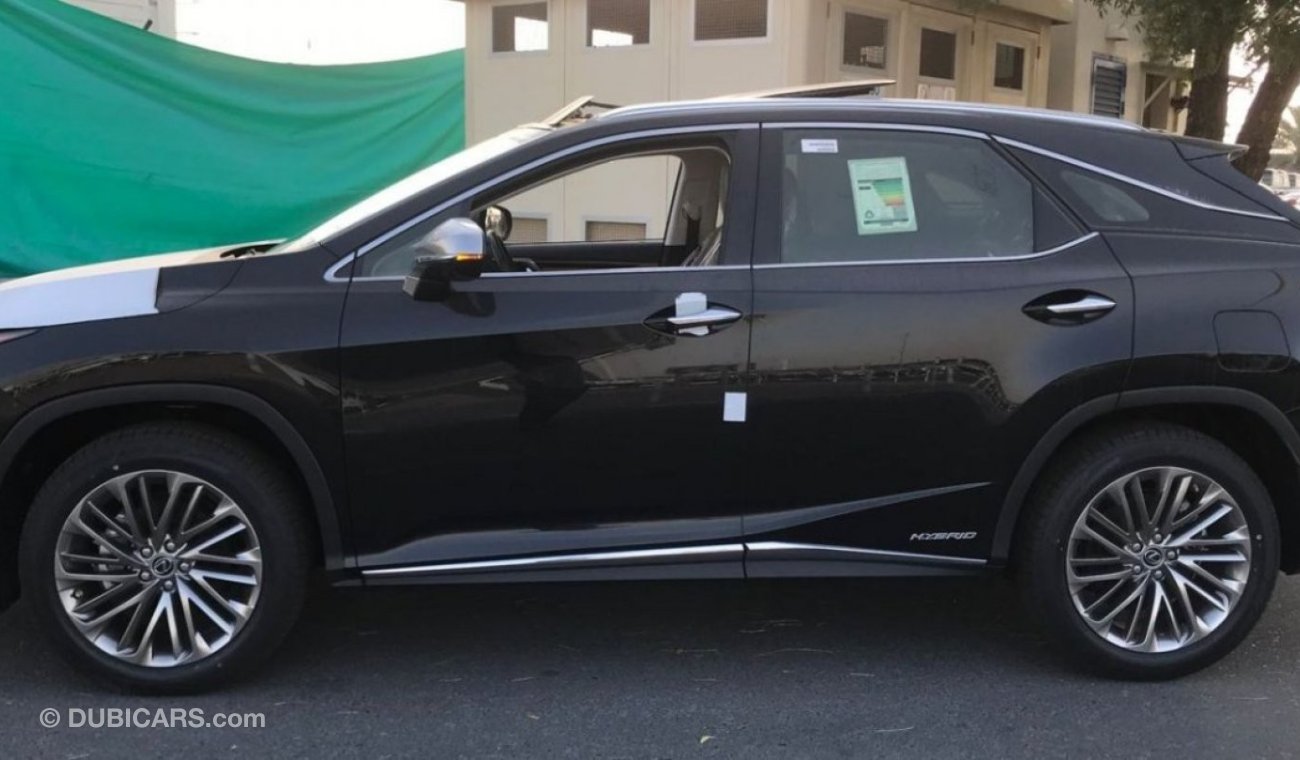 لكزس RX450h بالتينيوم