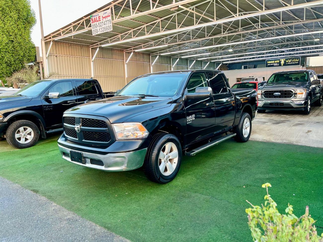 دودج رام فان Ram classic V8 5.7 warranty one year bank financie available