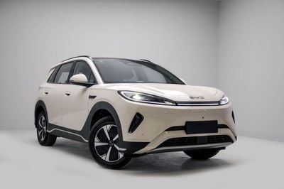 بي واي دي سيليون 05 Intelligent Navigation EV - Warm Sun White Inside White | Export Only