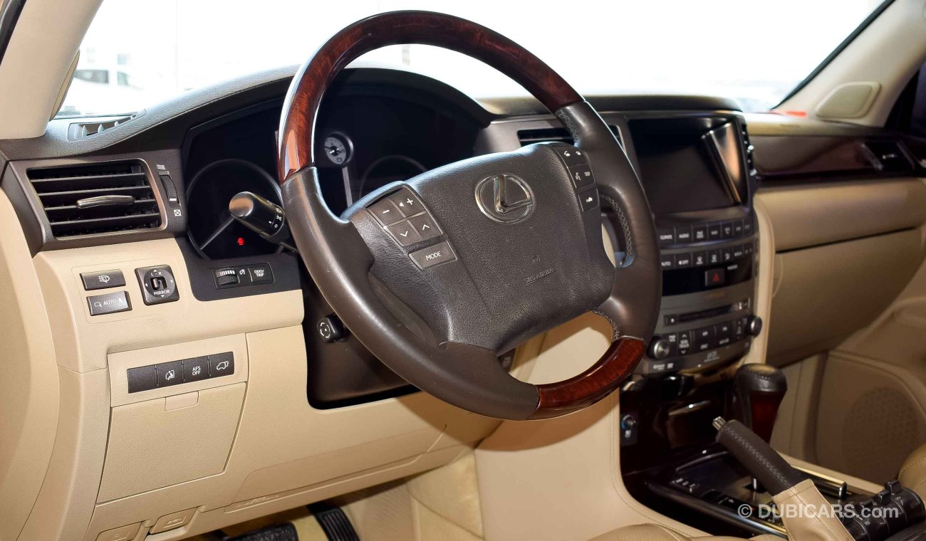 Lexus LX570