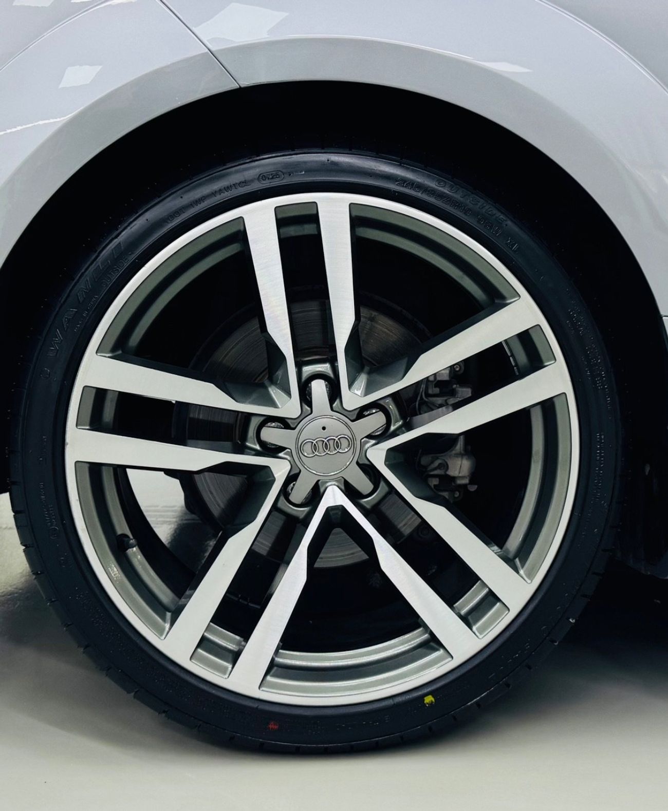 Audi TT 45 TFSI S Line Style Package 2.0L